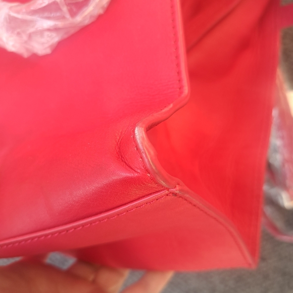 NWOT Cynthia Rowley 100% leather bag. - Picture 11 of 14